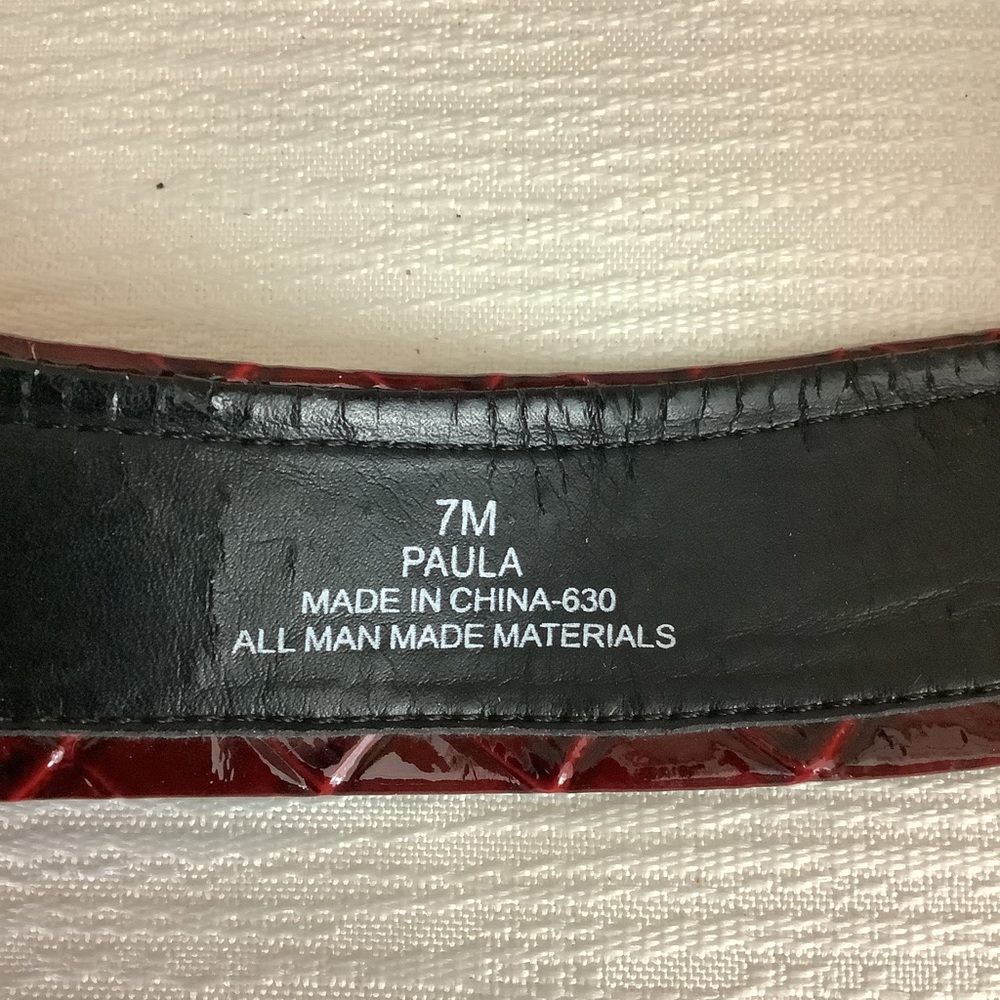 WHITE HOUSE/BLACK MARKET “Paula” Burgundy Heels - Picture 8 of 12